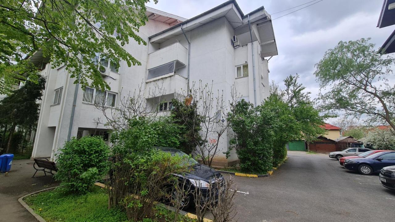 Vs Central Apartment 奥托佩尼 外观 照片